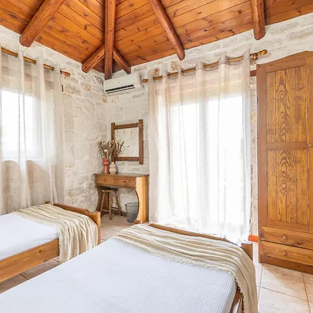Semesterbostad Sikia House In Zakynthos Kalamákion